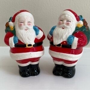 Hallmark Vintage Ceramic Christmas Santa Salt and Pepper Shakers EUC